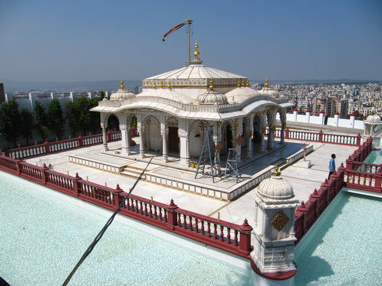 Katraj Jain Temple